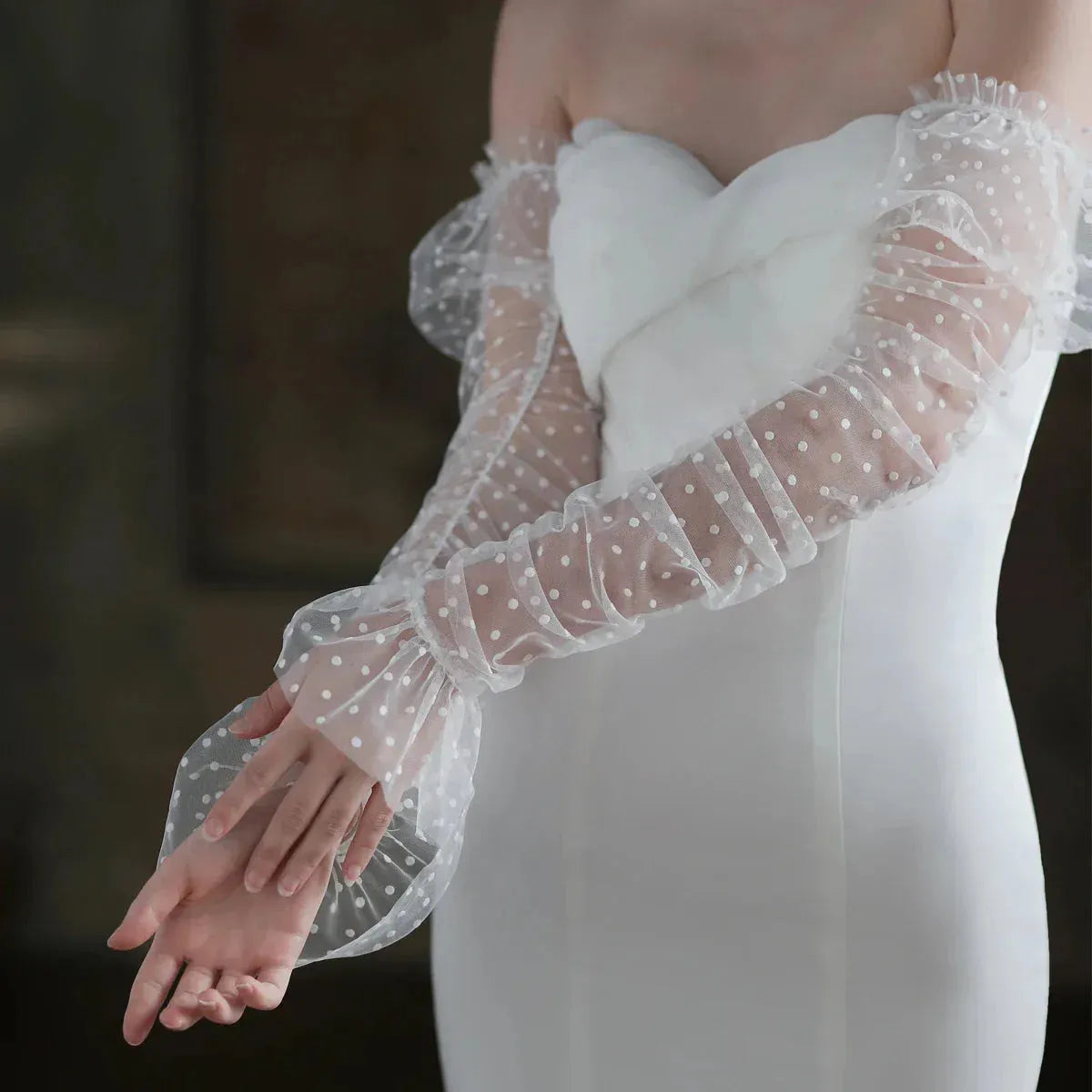 Elegant Wedding Bridal White Long Sleevelet Soft Dots Tulle