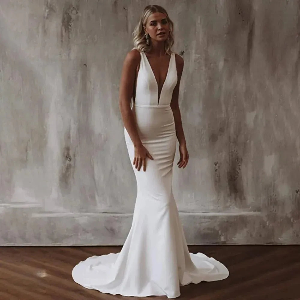 Elegant Mermaid Wedding Dress Women V-Neck Open Back White
