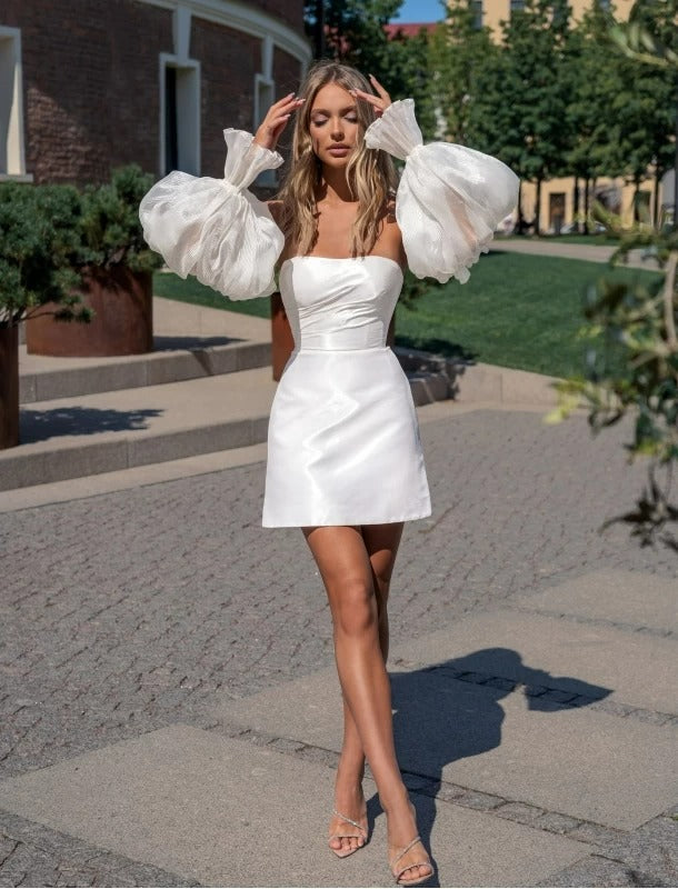 Eleganti abiti da sposa corti maniche a sbuffo lunghe guaina posteriore raso semplice abito da sposa senza spalline sopra il ginocchio giretidos de noiva