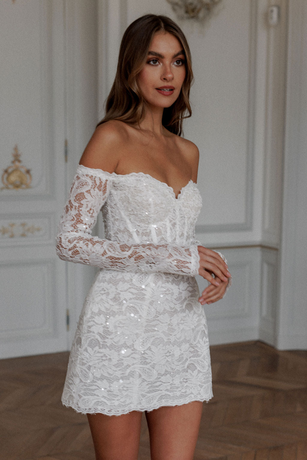 Scintillio in pizzo a pizzo mini abiti da sposa a maniche lunghe a cuore fuori dalla spalla abiti da sposa corti vestidos de nolia