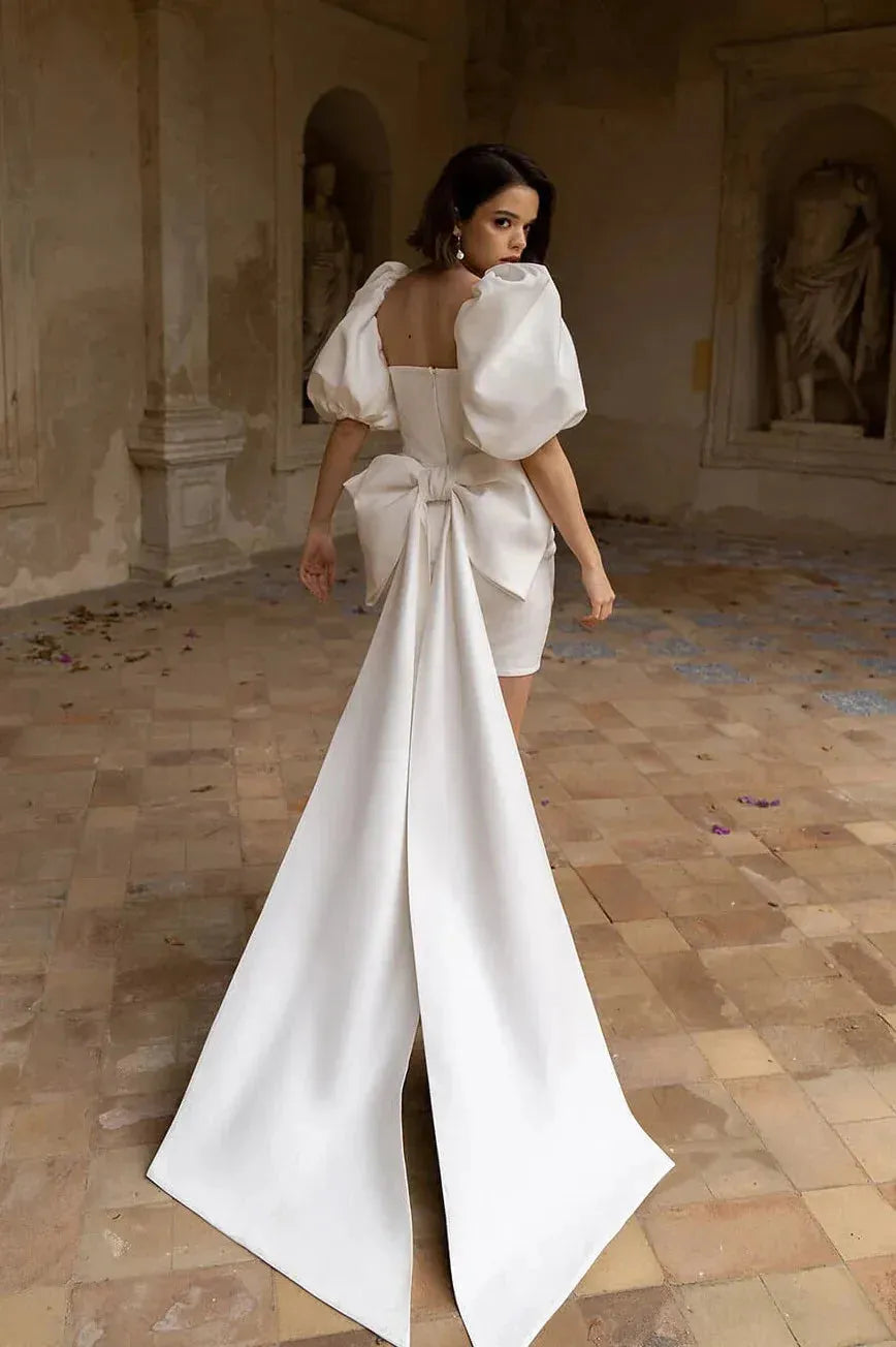 Elegant Satin Short Mini Mermaid Wedding Dresses Big Bow Half Puff Sleeves Above Knee Length Chic Backless Bridal Gowns Satin Short Wedding Dress