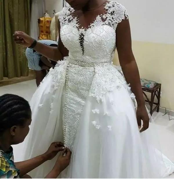 Robe de mariée sirène en dentelle détachable sirène africaine