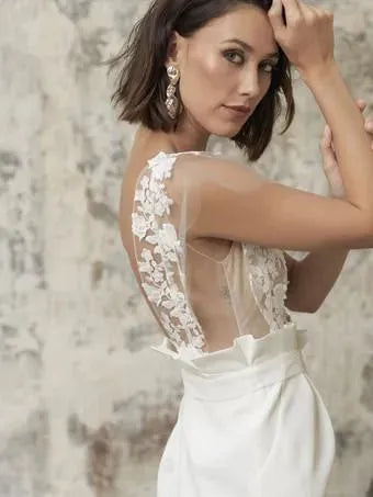 Lace Top Satin Skirt Civil Wedding Dress Vestido De Novia Modern Satin Mermaid Bow Satin Court Train Sleeves Bridal Gown Princess White Bridal Gowns Satin