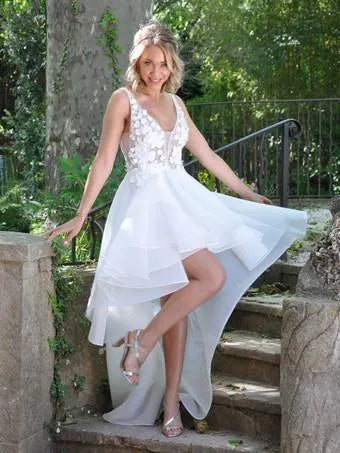 Short V-neck Sleeveless Lace Wedding Dress Satin Modern Mermaid Bridal Gowns ow Satin Court Train Sleeves Bridal Gown Princess White Vestido De Novia Satin