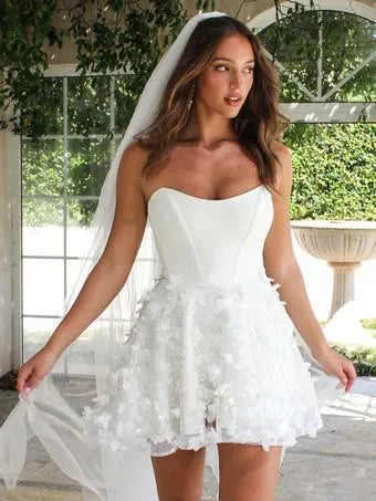 Strapless Sleeveless A-Line Natural Waist Lace Bridal Gowns Vestido De Novia Modern Satin Mermaid Bow Satin Court Train Sleeves Wedding Dress Princess White Bridal Gown Satin