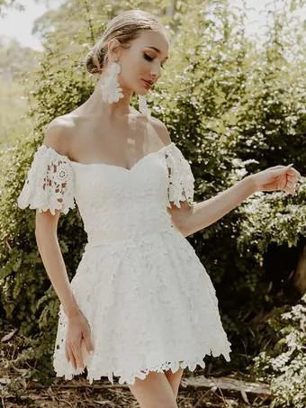 Off the Shoulder Short Sleeves Wedding Dress Vestido De Novia Satin Modern Mermaid Bridal Gowns ow Satin Court Train Sleeves Bridal Gown Princess White Satin