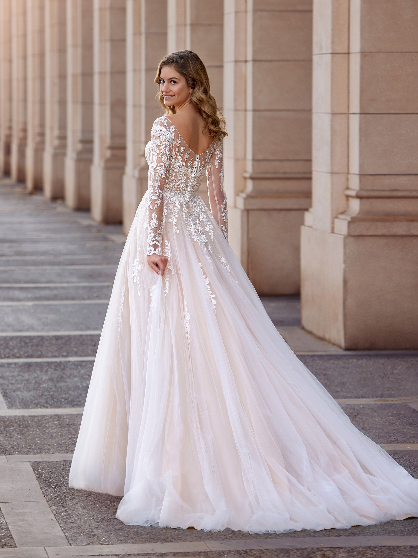 Elegantes vestidos de novia con escote en V, de talla grande, de encaje, manga larga, para mujer, blanco, espalda abierta, vestido de novia de tul, cola larga, vestidos de novia 