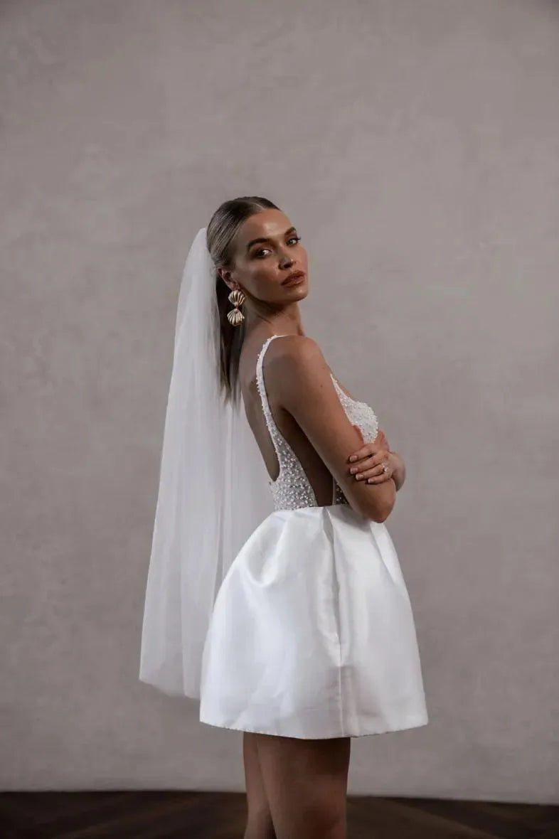 Sexy Lace Square Collar Wedding Dresses Elegant Backless Short Above Knee Mini Sheath Bridal Gowns Vestidos De Novia Ivory Short Wedding Dress