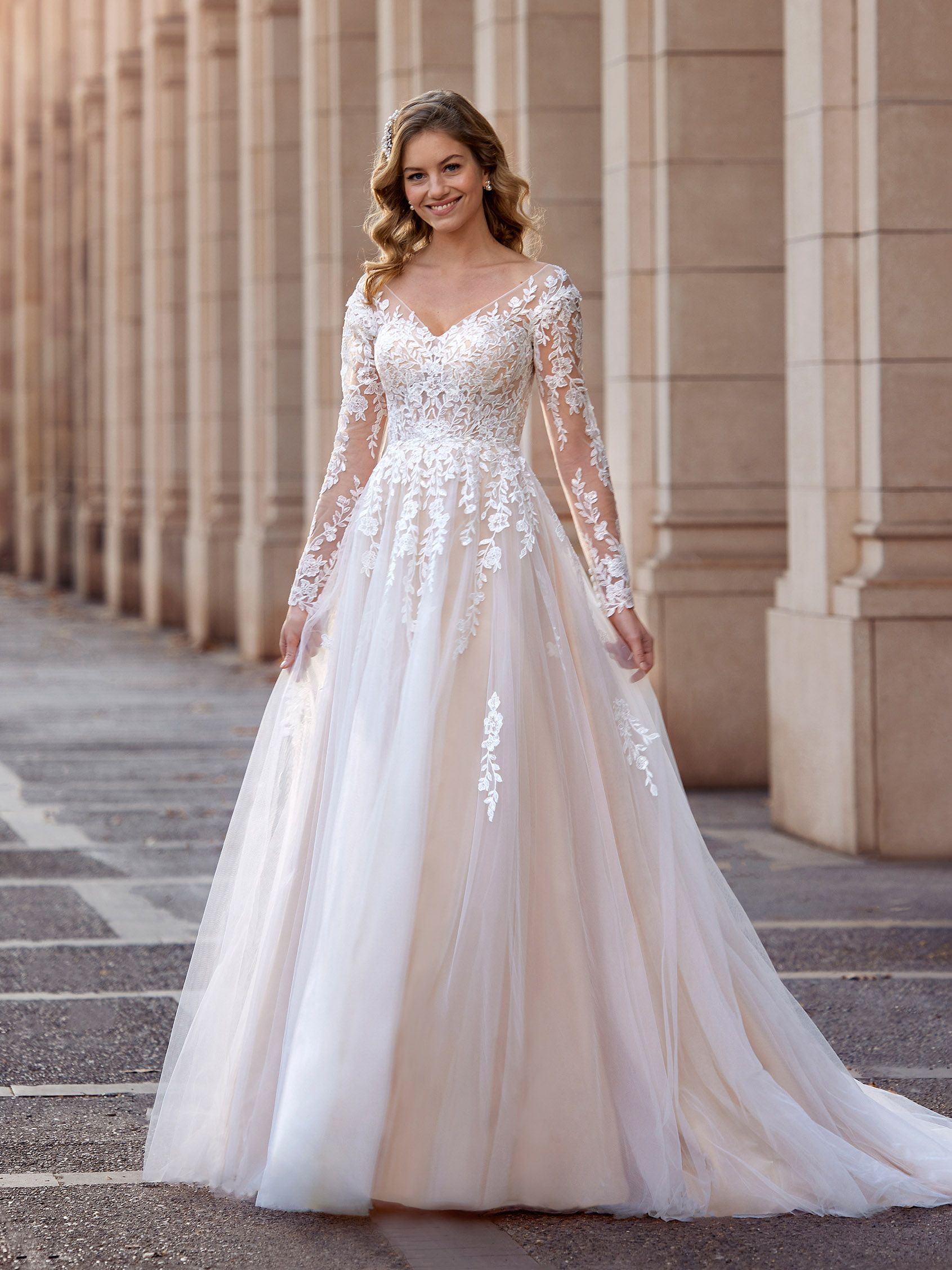 Elegantes vestidos de novia con escote en V, de talla grande, de encaje, manga larga, para mujer, blanco, espalda abierta, vestido de novia de tul, cola larga, vestidos de novia 