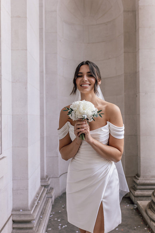 Vestidos de noiva curtos elegantes mulheres brancas abertas no ombro cetim lateral de cetim dividido vestido de noiva vestidos de noiva