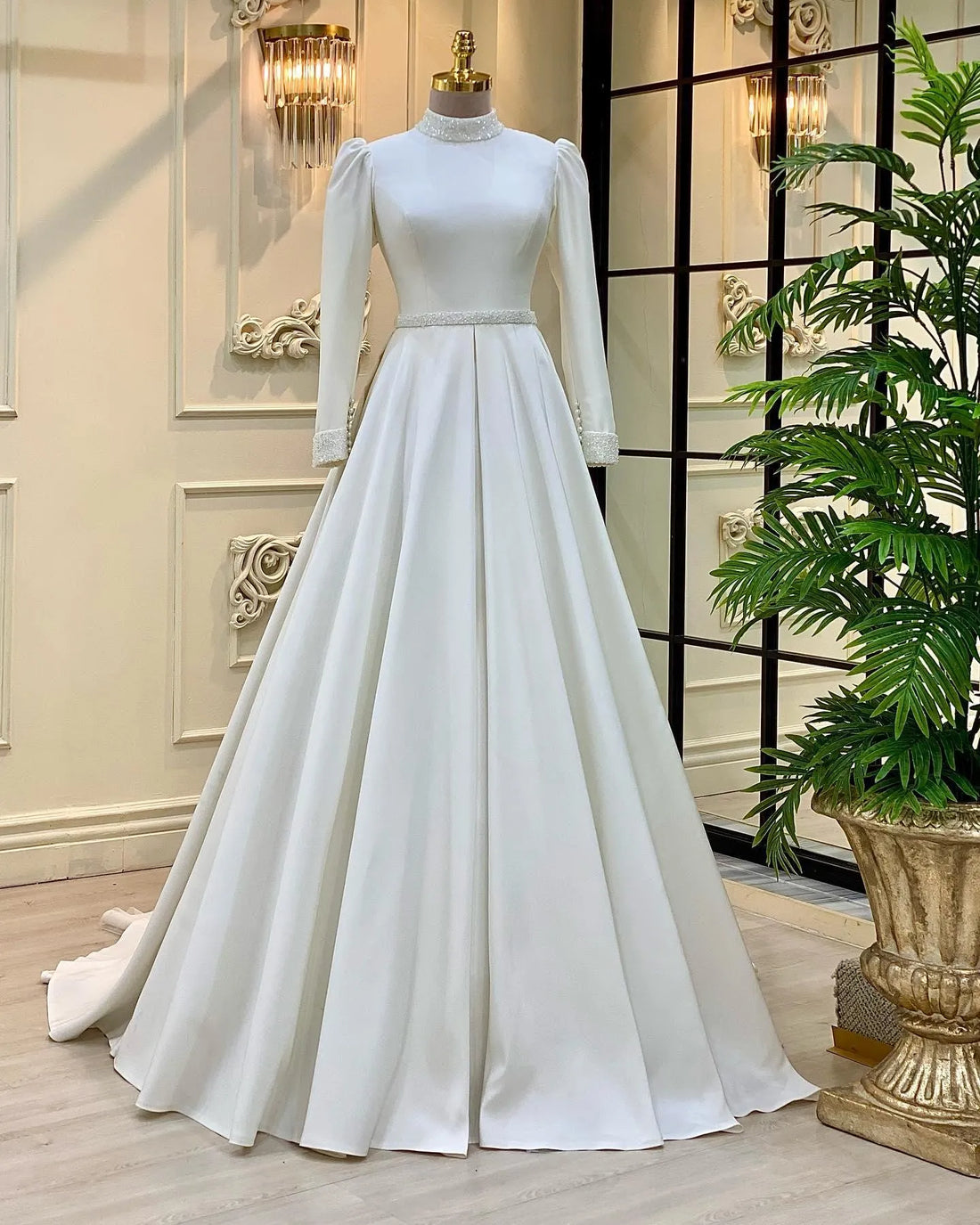 Elegant Ivory Satin High Neck Wedding Dresses Modest A-Line Long Sleeve Bridal Gowns For Bride Dubai suknia ślubna White