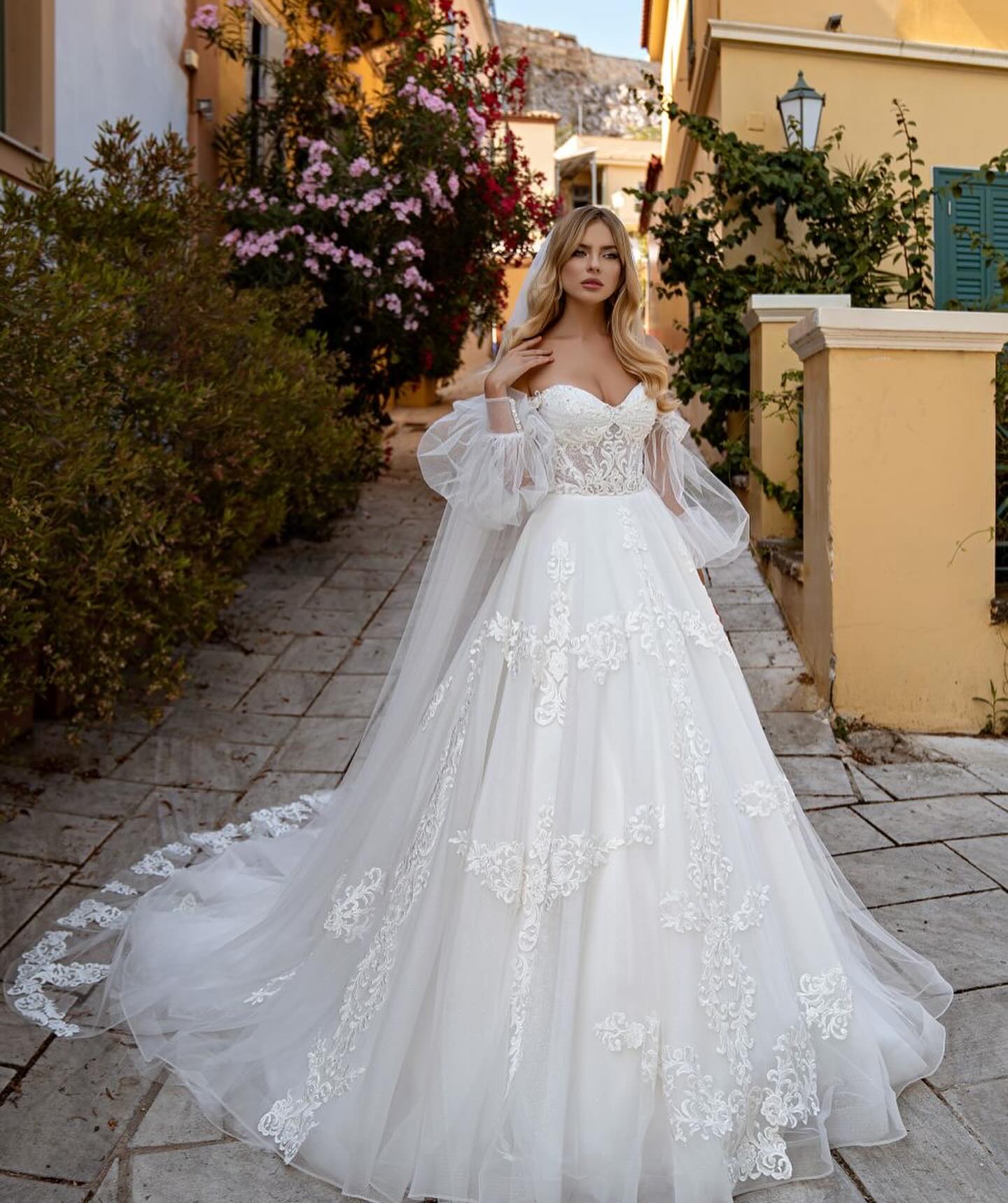 Illusion Tulle Princess Wedding Dress Puff Sleeves Off Shoulder Bridal Gown Sweetheart Appliques Lace vestidos de noiva