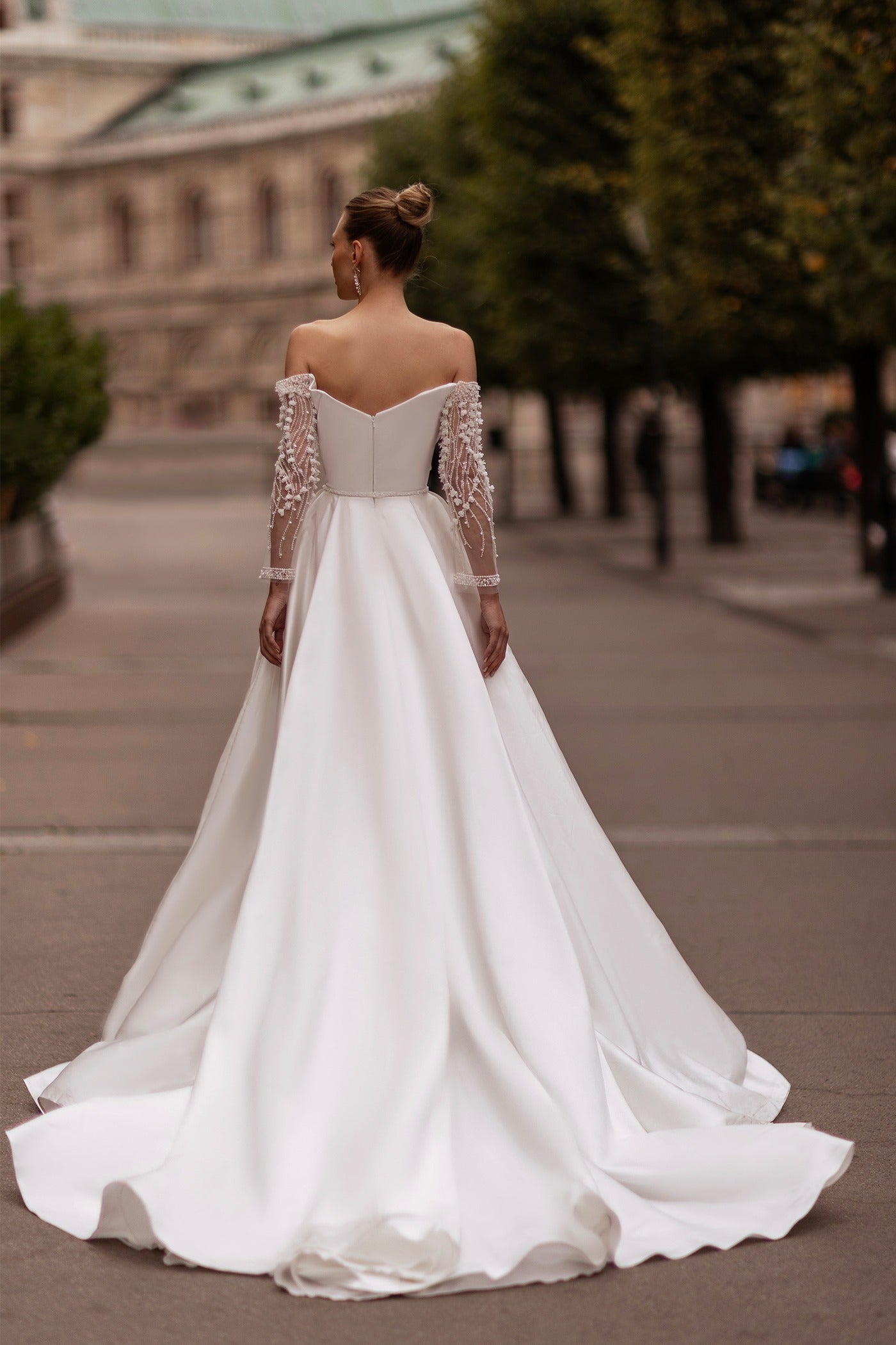 Abito da sposa a fessura Vestitido de novi abito moderno sirena abito raso principessa bow court treno