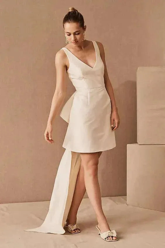 Simple Knee-Length Wedding Dresses A Line Pleat Satin V Neck Ball Gowns Backless Woman's Formal Bride Beach Party Robe De Mariée