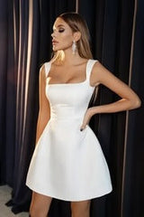 Eleganti abiti da sposa corti Donne in pizzo bianco -Up Square Collar Spaghetti Cinghie da sposa Abito da sposa sopra il ginocchio Vestidos de Noiva