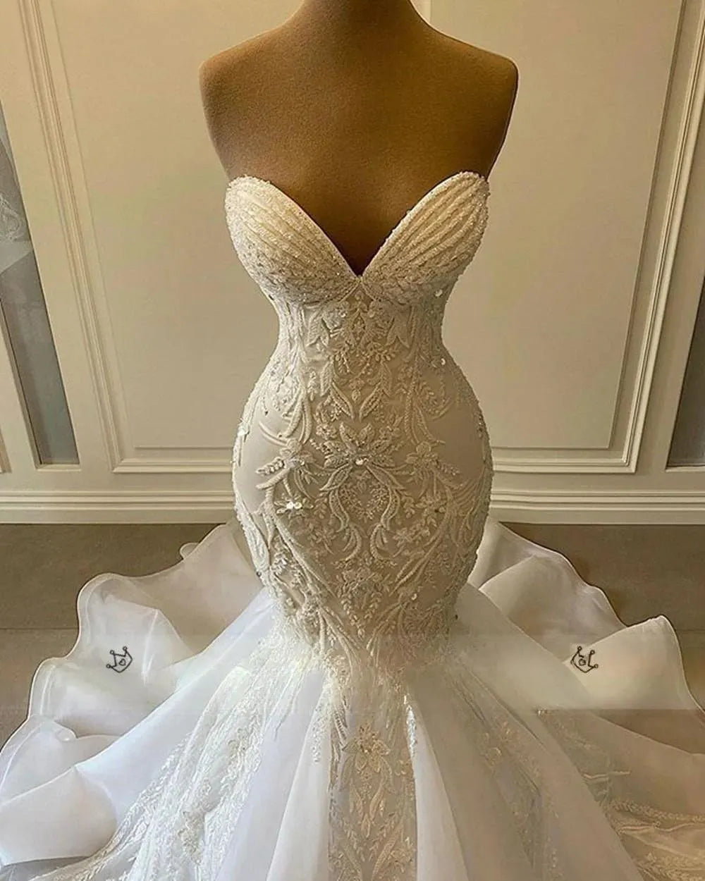 Sexy Sweetheart Mermaid African Wedding Dresses Luxury Beaded Embroidery Women White Organza Bridal Wedding Gowns Ivory