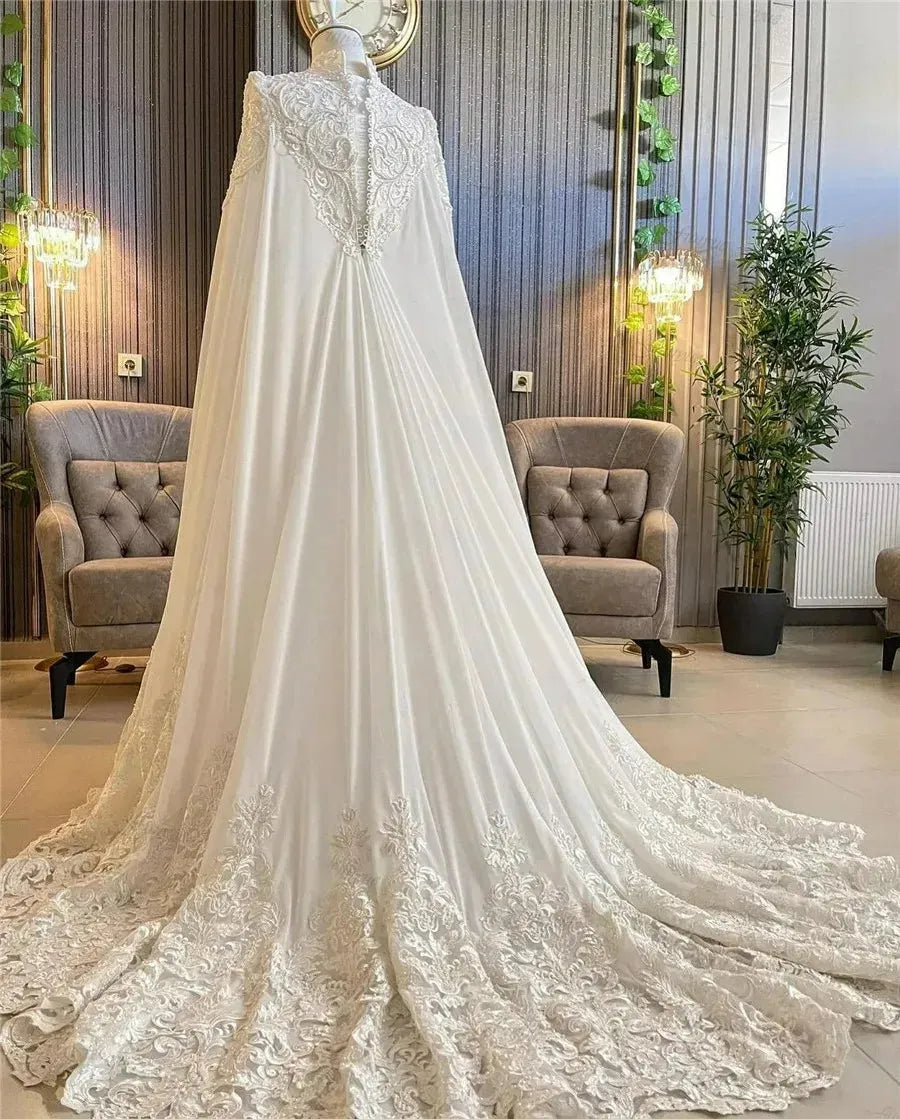 Chiffon Muslim Wedding Dresses with Cape Lace Appliques High Neck Arabic Dubai Long Sleeves Bridal Gowns Robe De Mariage White