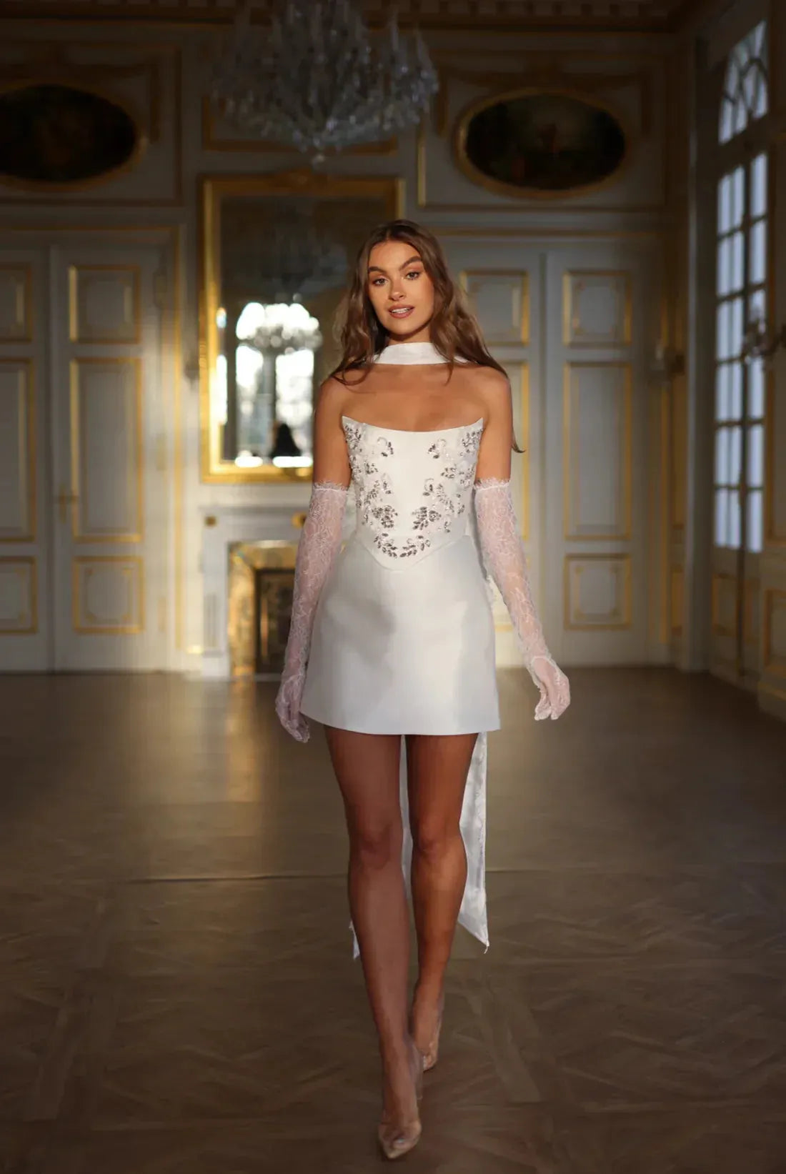 Satin Sequined Appliques Mini Wedding Dresses Drapted Train Short Bridal Gowns Women Elegant Bride Dress Satin