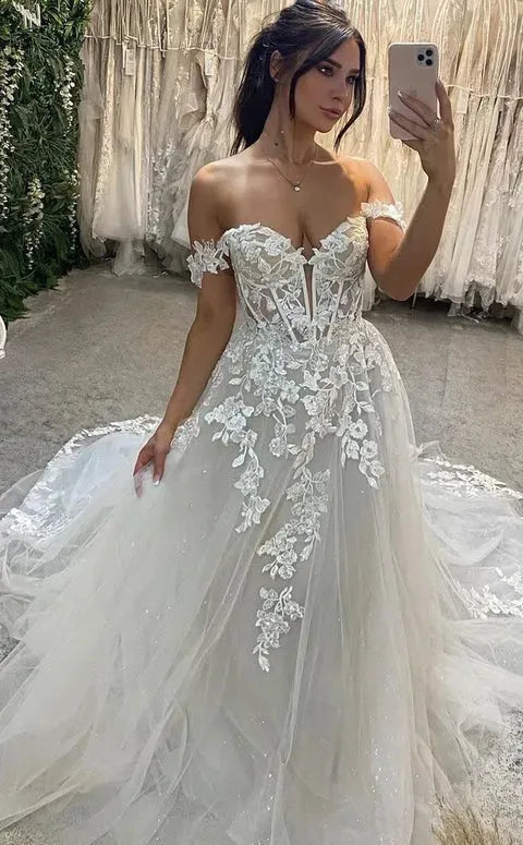 Boho Wedding Dresses A Line Off The Shoulder Sweetheart Neck Bridal Dress Lace Appliques Beading Wedding Ball Gowns Ivory Boho