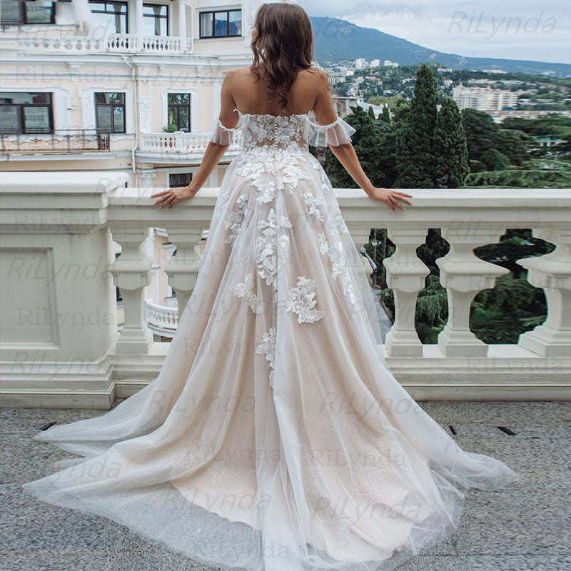 Champagne Boho Abito da sposa Appliques in pizzo Tulle Abiti da sposa in spiaggia senza spalla da spalla Princess Bridal Dress