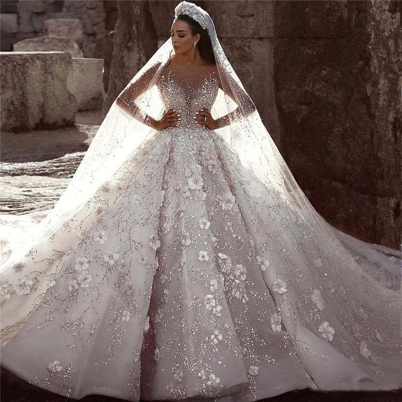 Glamorous Luxury Dubai Arabic Wedding Dress New Fashion Lace Ball Gowns Bride Dress Long Sleeves 3D Flowers Beading Gowns