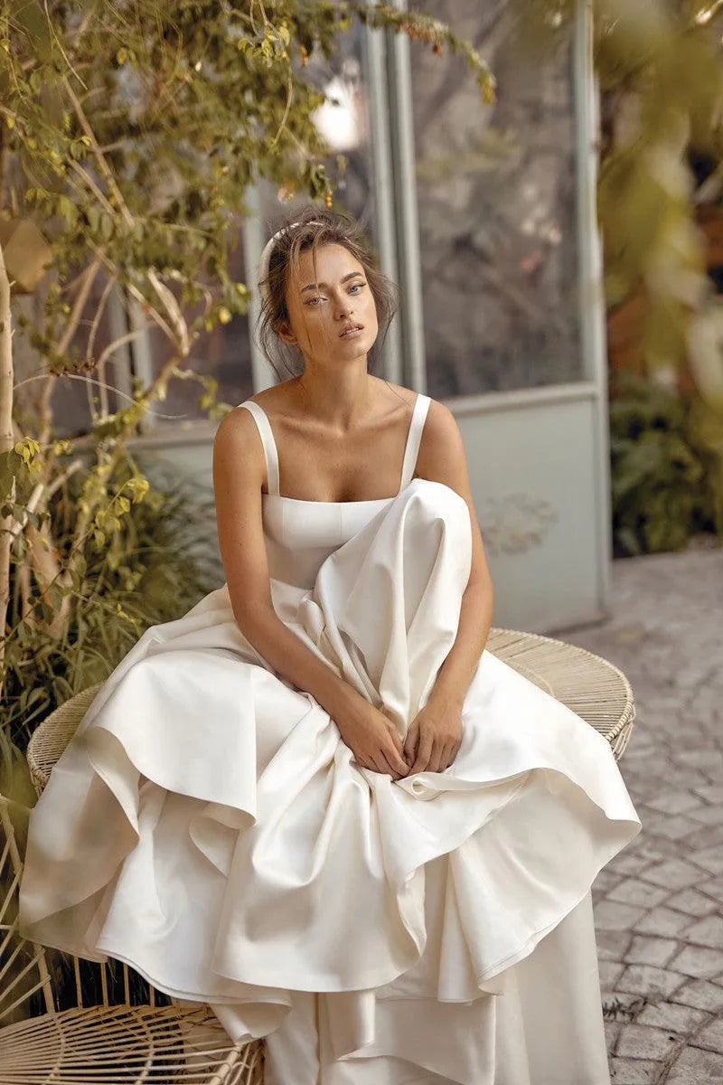 Simple Satin Wedding Dresses For Women Spaghetti Straps Backless Elegant Bridal Gown Vestido De Noiva Custom Made Satin