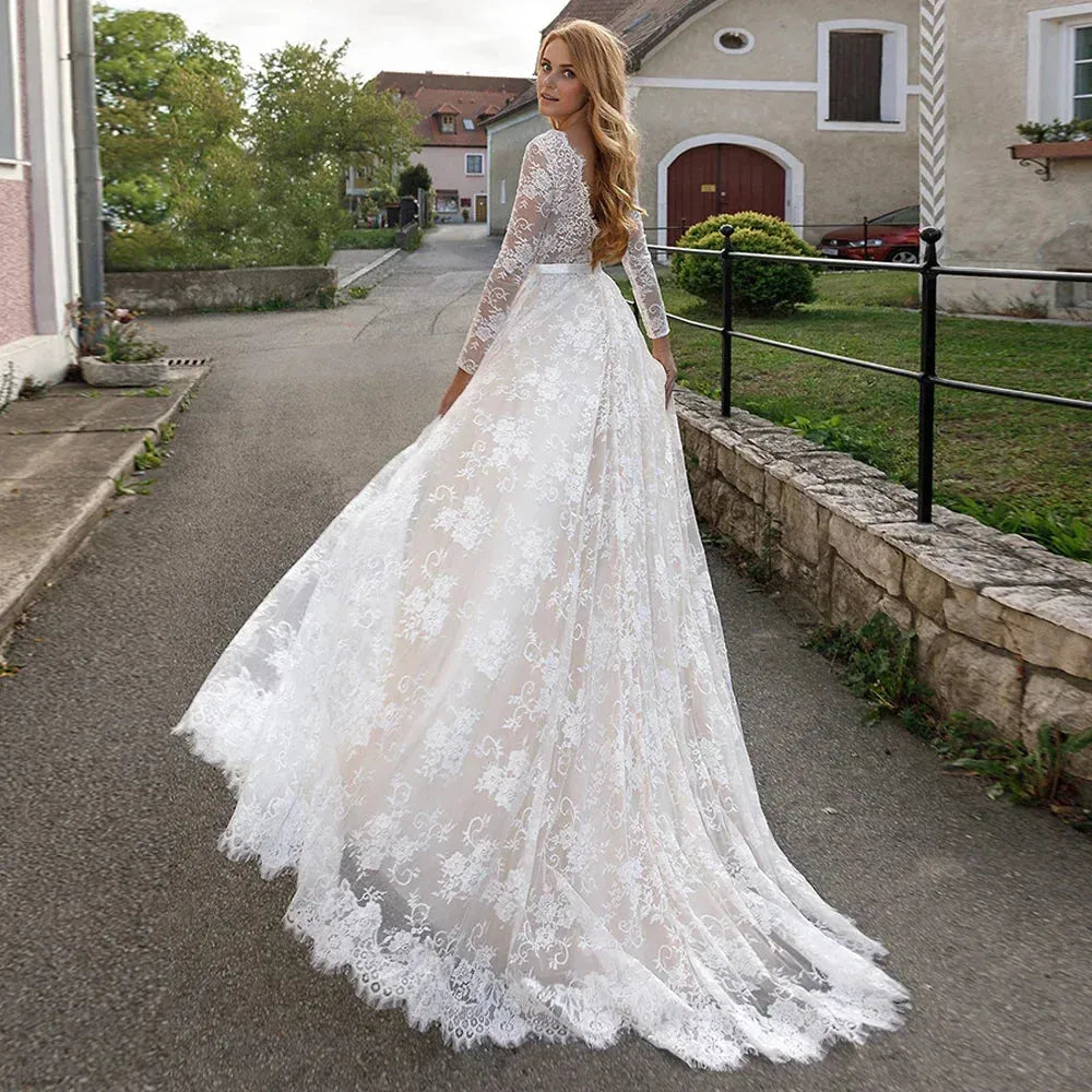 Elegant Full Lace Champagne Wedding Dresses Sexy V-neck Illusion Long Sleeve Boho Beach Bridal Gown Backless Marriage Ivory Boho