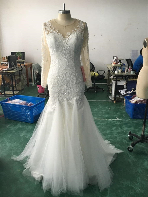 Abiti da sposa sirena di pizzo abiti bianchi Dubai Arabica Africana See attraverso abiti da sposa Abiti da sposa a coda di pesce magri 2024