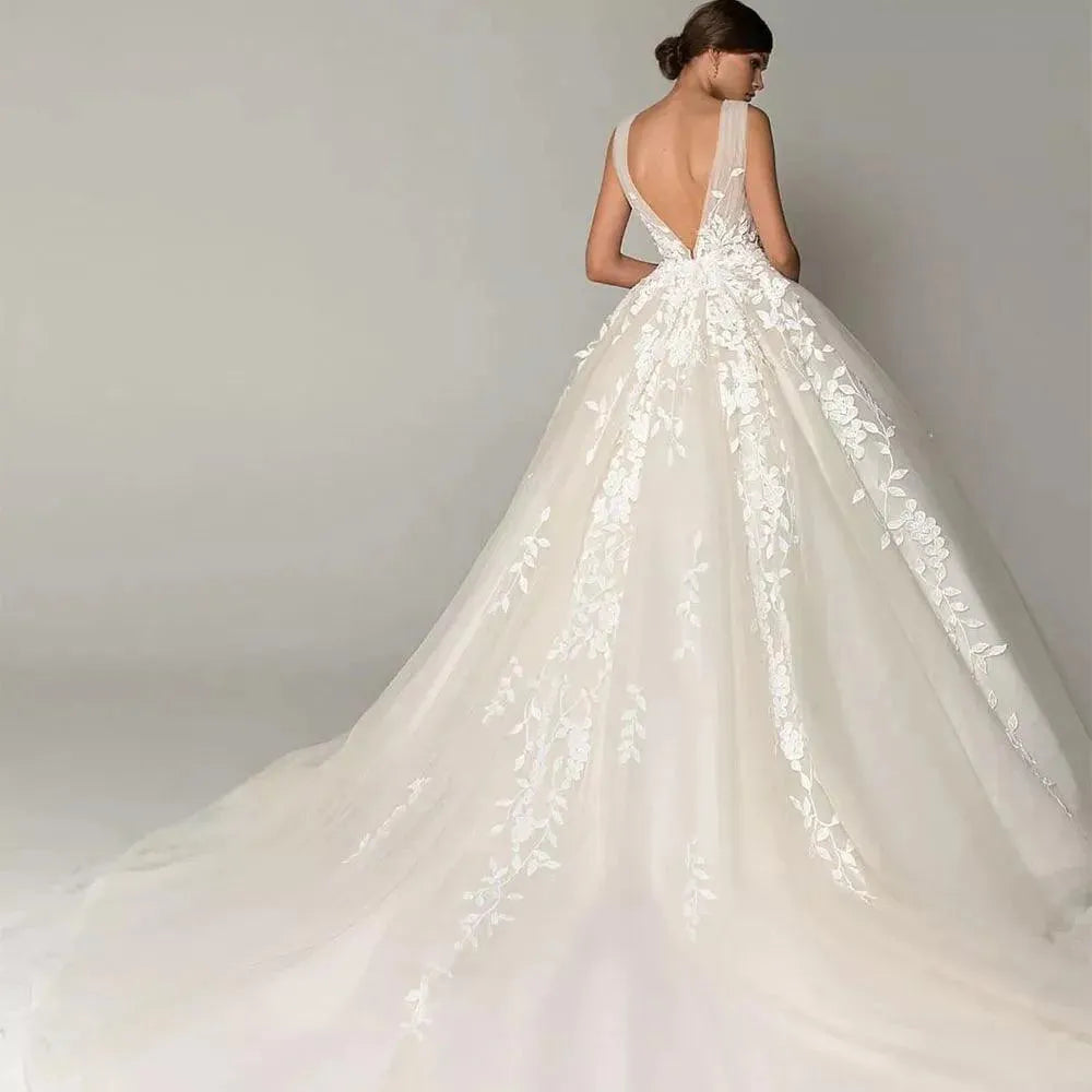 Sevintage Boho Princess Wedding Dress Lace Appliques Sexy Backless V Neck Beach Bridal Dress Sleeveless Bridal Gowns