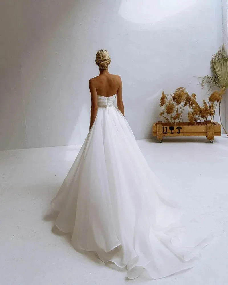 Simple Pleat Tulle Strapless Wedding Dresses Side Split Sweetheart Beach Bride Dress Elegant Sleeveless t Boho Robe De Mariee Boho
