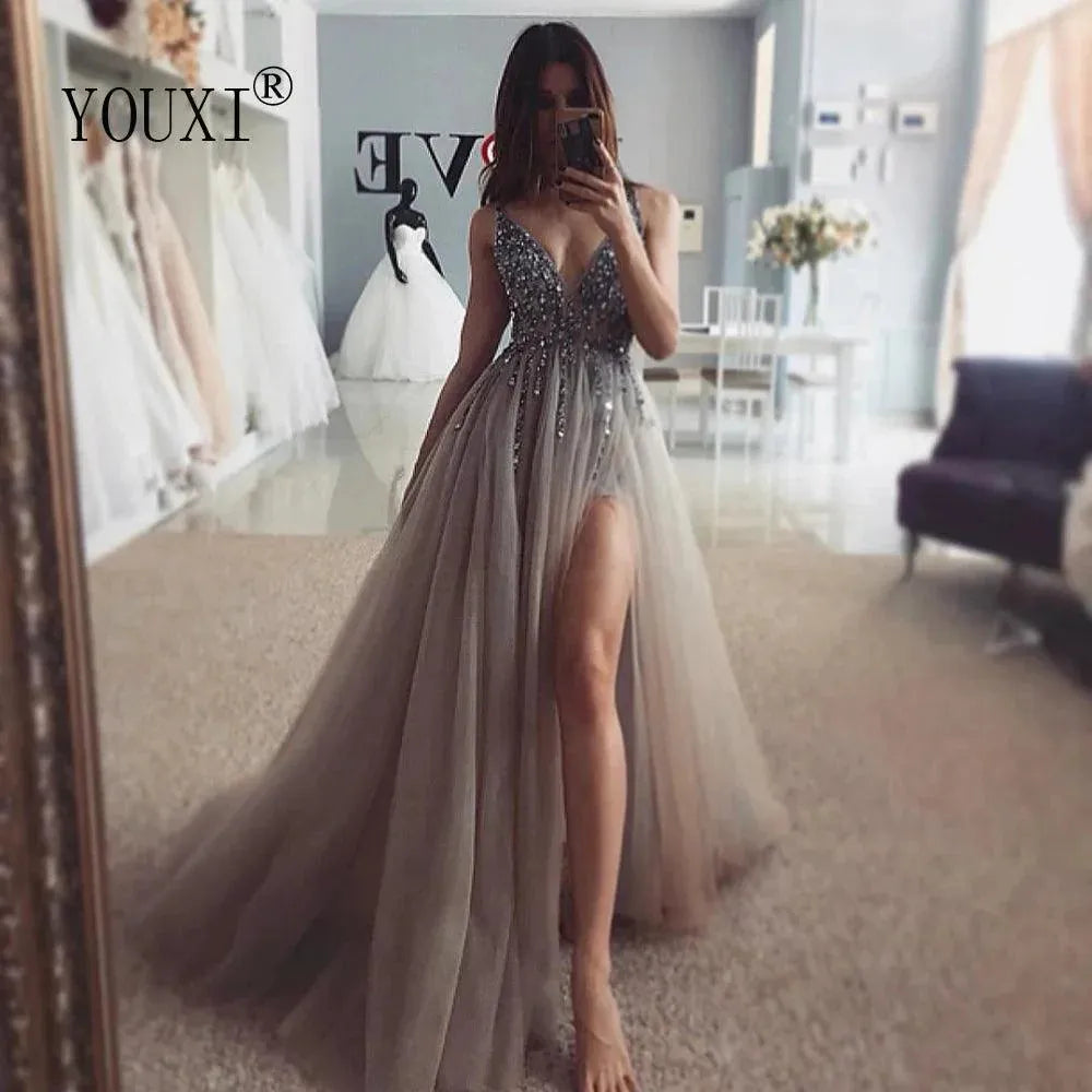 Customized Beading Prom Dresses Long V Neck High Split Tulle Sweep Train Sleeveless Evening Gown Backless Vestido