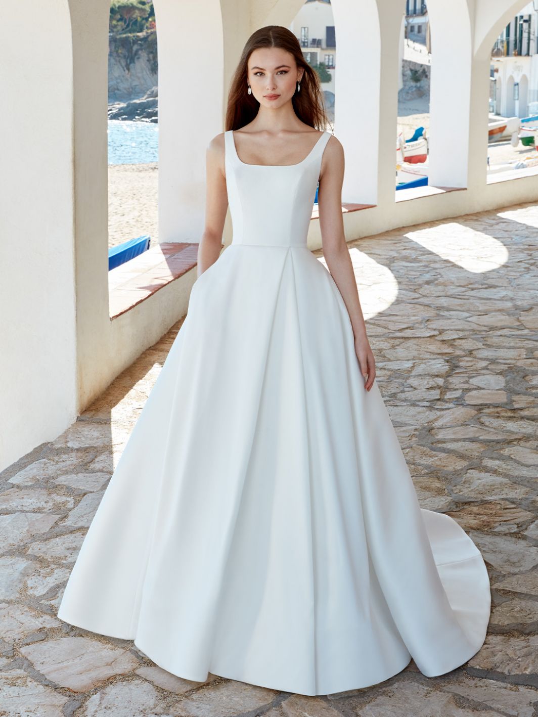 Hochzeitskleider für Frau Charming A-Line Frontschlitz Draped Square Neck Kapelle Zug Wunderschöner offener Rückenrobe de Mariéee