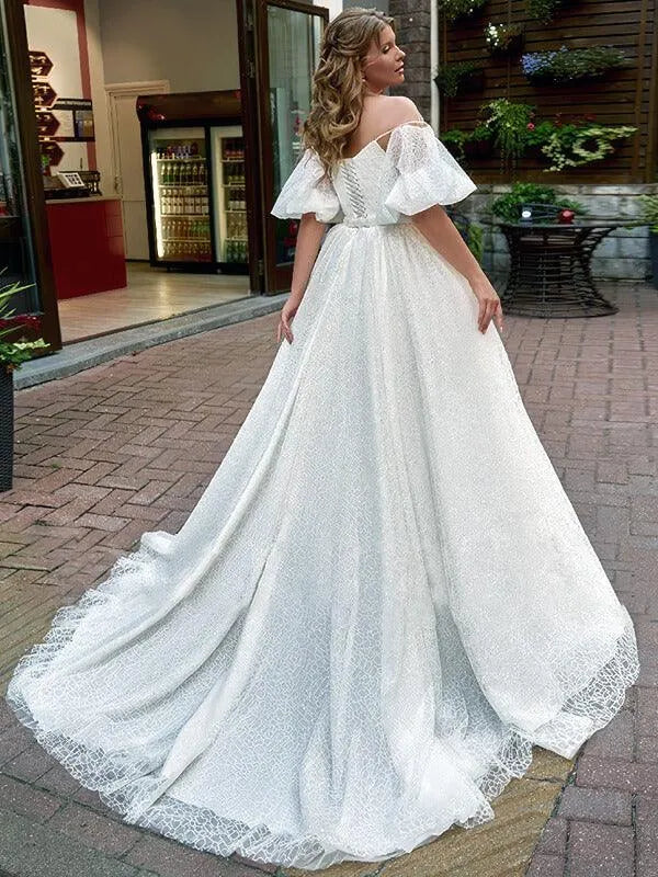 Plus Size Wedding Dresses For Bride Off The Shoulder Short Sleeves Bride Gowns Lace Up Sweep Train A-Line Robe De Mariée White Plus Size