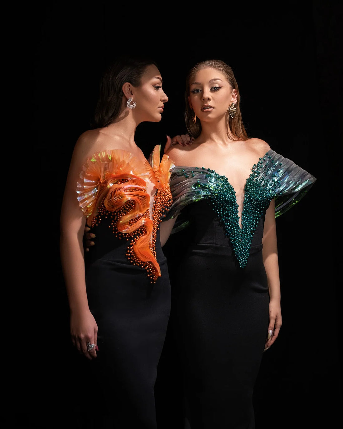 Ladies Women Celebrity Sexy Off Shoulder Pearl White Bodycon Maxi Long Bandage Dress 2025 Elegant Evening Club Party Outfit