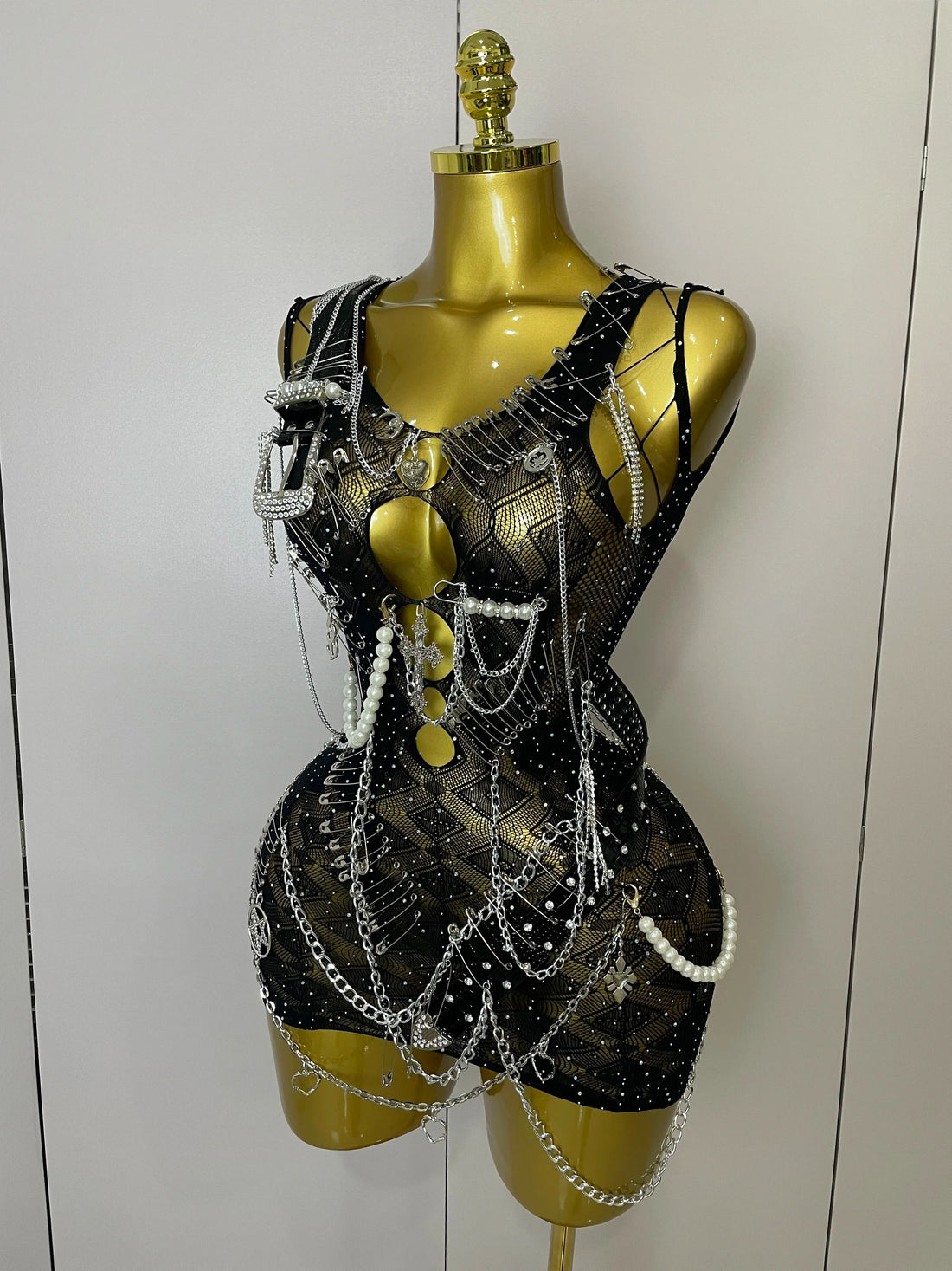 Sexy Fashion Pin Decoration Fringe Beading Short Party Dress  Women Hollow Out Nightclub Performance Singer Costume