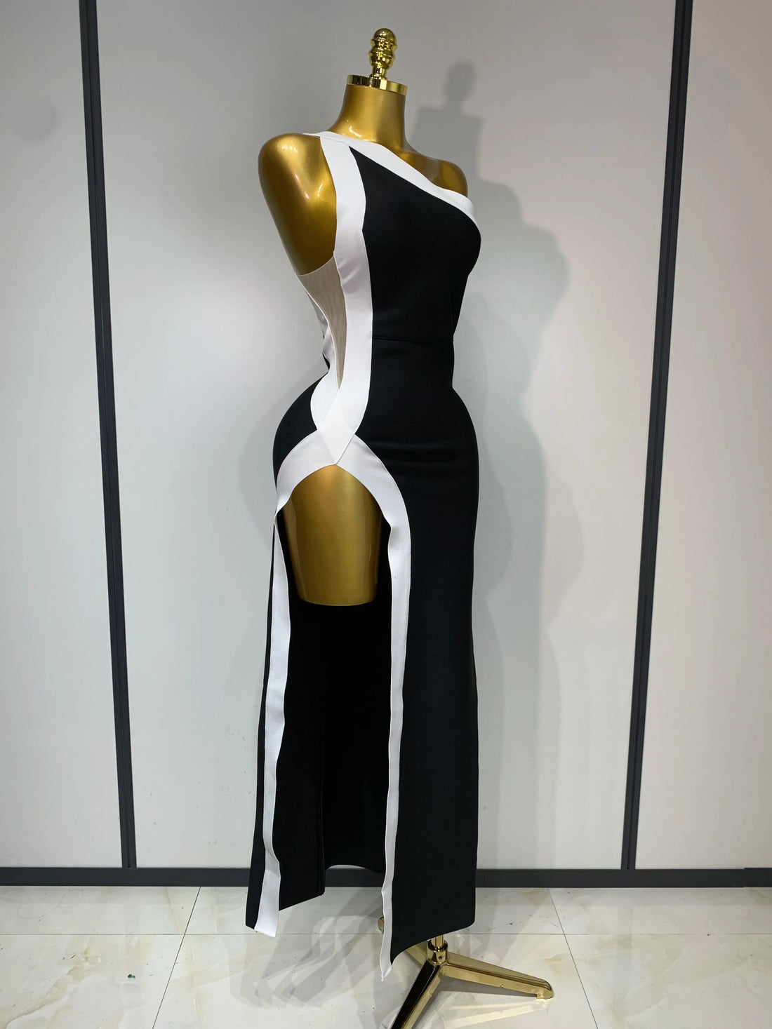 Women Sexy One Shoulder Split Black White Patchwork Bandage Bodycon Dress 2025 Celebrity Elegant Evening Party Birthday Outfit