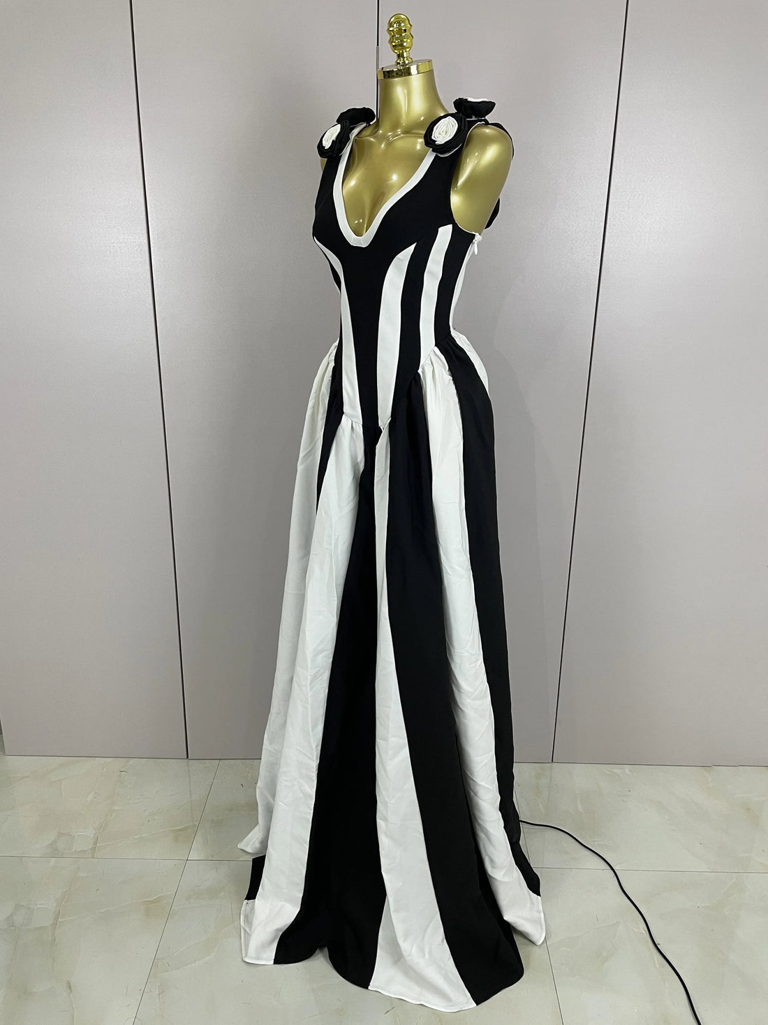 Sexy Black White Flower Stripe High fork Sleeveless Bandage Long Dress  New Women Vacation Party Elegangt Party Club Dresses