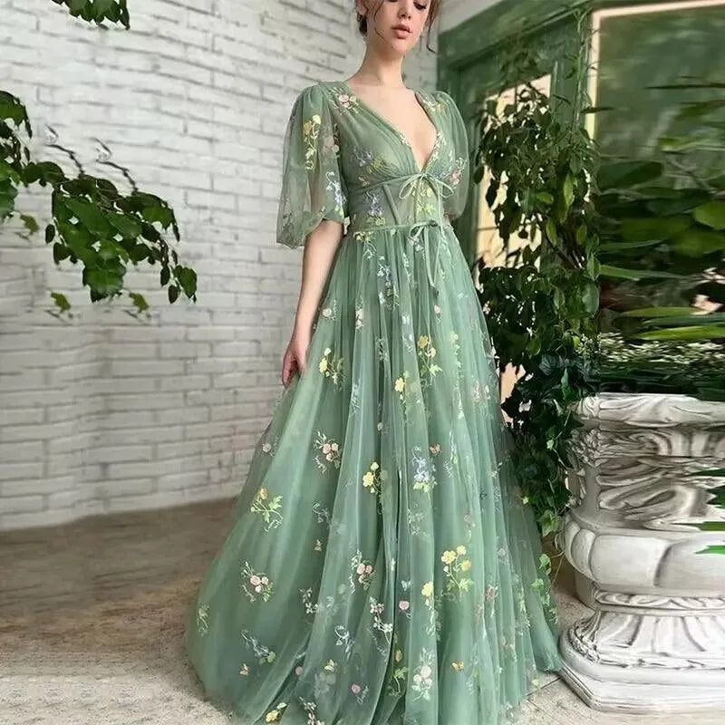 Customized Green Embroidery Lace Evening Dresses Fairy Puff Sleeves A-Line Long Wedding Party Gowns Open Back Tulle Prom Gown green