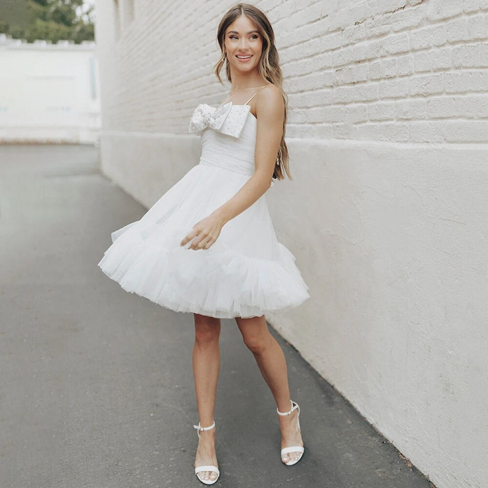 Robe de soirée de mariage en Tulle, Mini longueur avec nœud perlé, à volants, bretelles Spaghetti, au-dessus du genou, sans manches, robe de mariée princesse