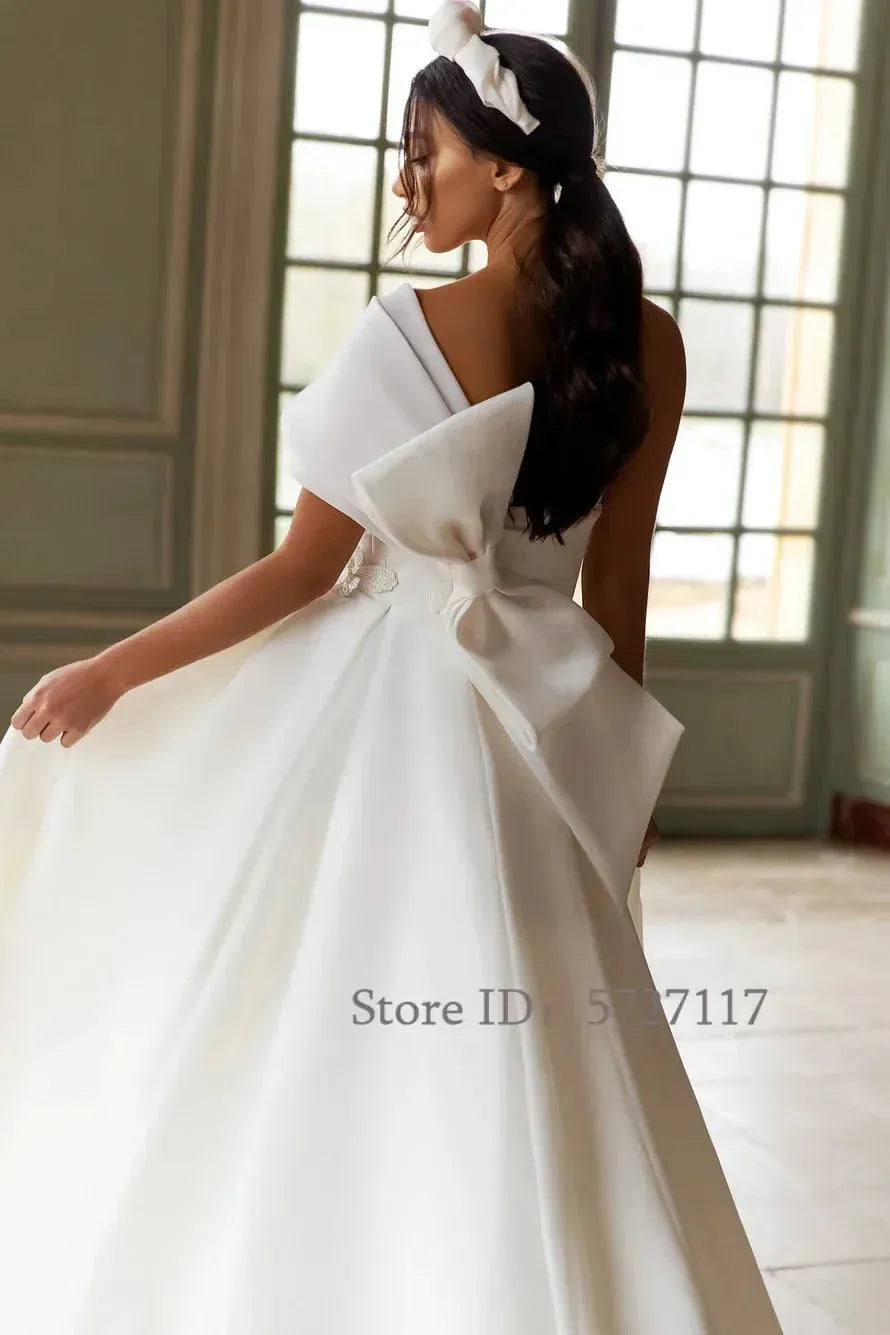 Elegant Appliques One Shoulder Wedding Dresses Split A-Line Bride Gow With Bow Long Train Bride Dress Vestidos Red