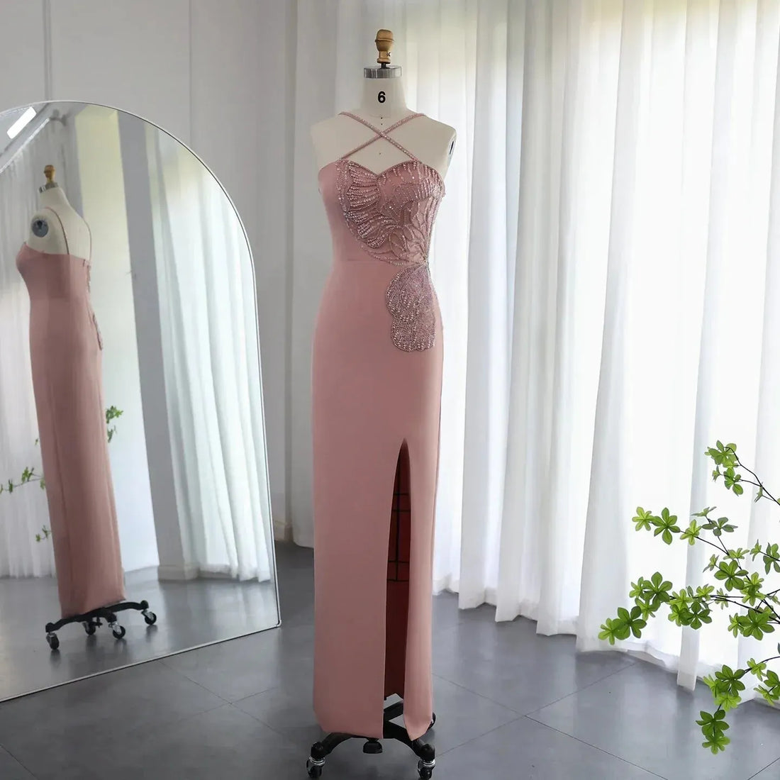Arabic Crisscross Straps Pink Evening Dress Luxury Butterfly Beaded Slit Dubai Women Wedding Party Gowns Evening Dress