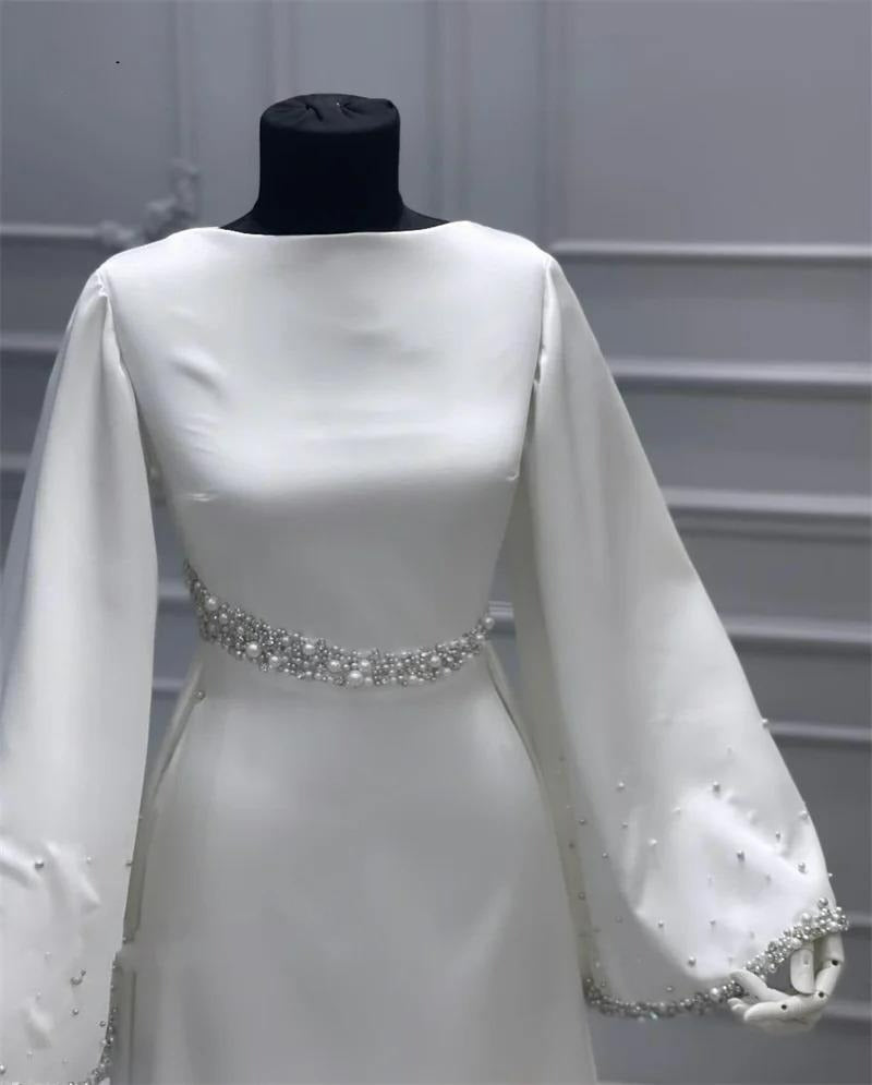 Elegant Long Sleeve Muslim Wedding Dress Bride Satin Beaded Pearls Ivory Bridal Gowns High Neck Robe De Mariée