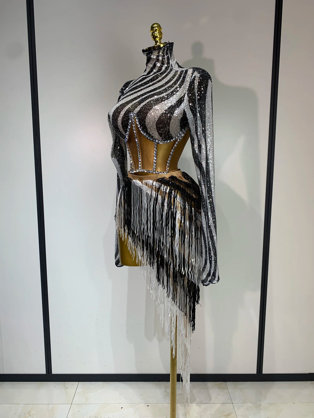 Sparkly Diamond Sequin Tassels Sexy Mesh Long Sleeved Two Piece Set Women Sexy Evening paty Birthday Nightclub Stage Costume