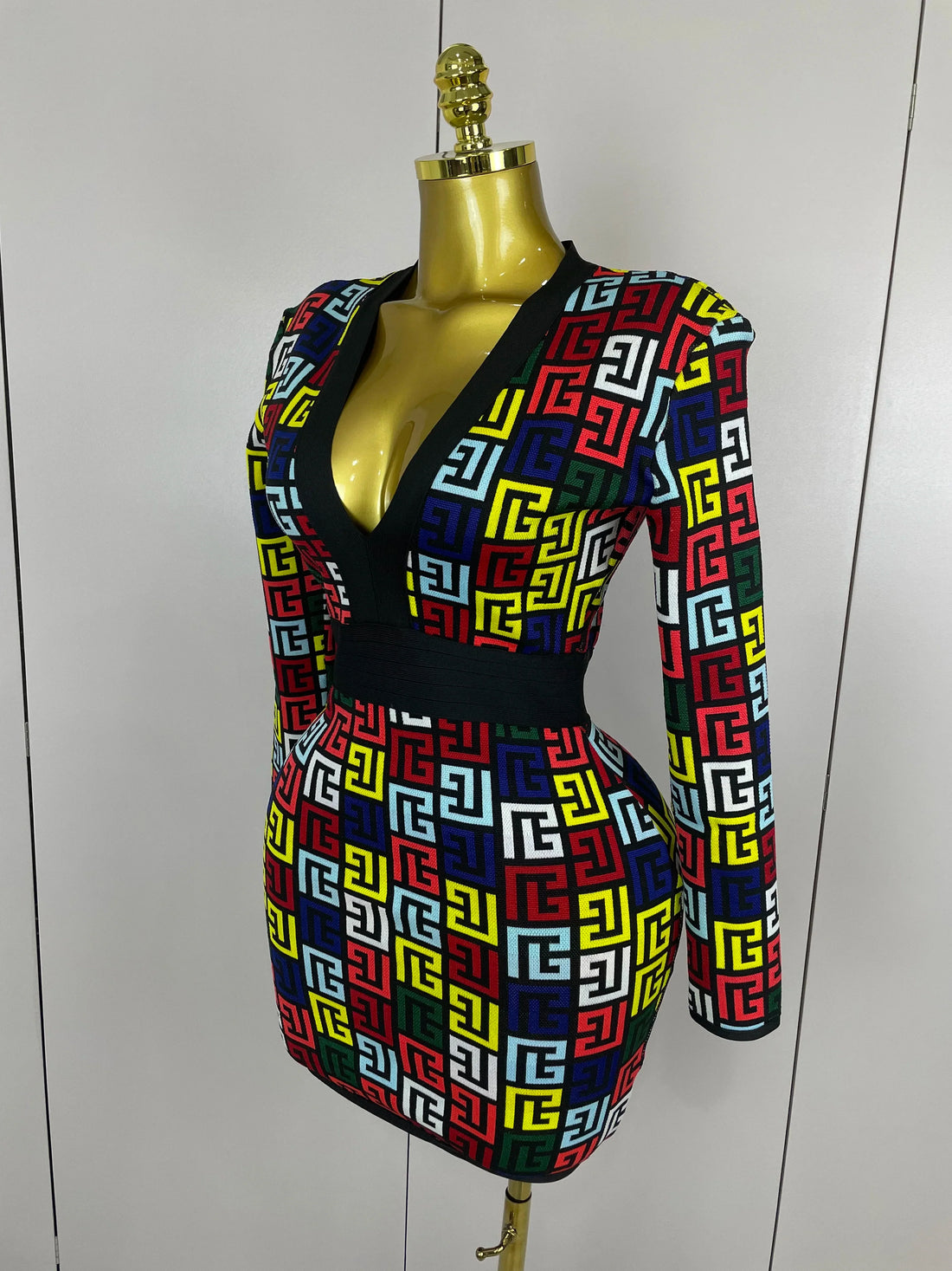 Sexy V-Neck Long Sleeve Bodycon Jacquard Short Bandage Dress  Women Elegant Evening Luxury Birthday Party Cocktail Outfit