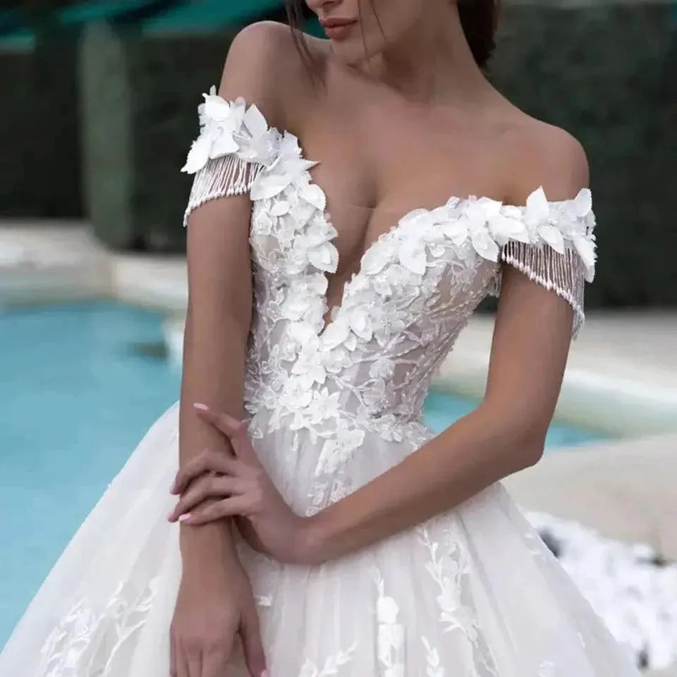 Off The Shoulder A Line Lace Wedding Dresses Elegant Appliques Lace Up Bride Dress Cathedral Train Bridal Gown Plus Size wedding dress Custom Color