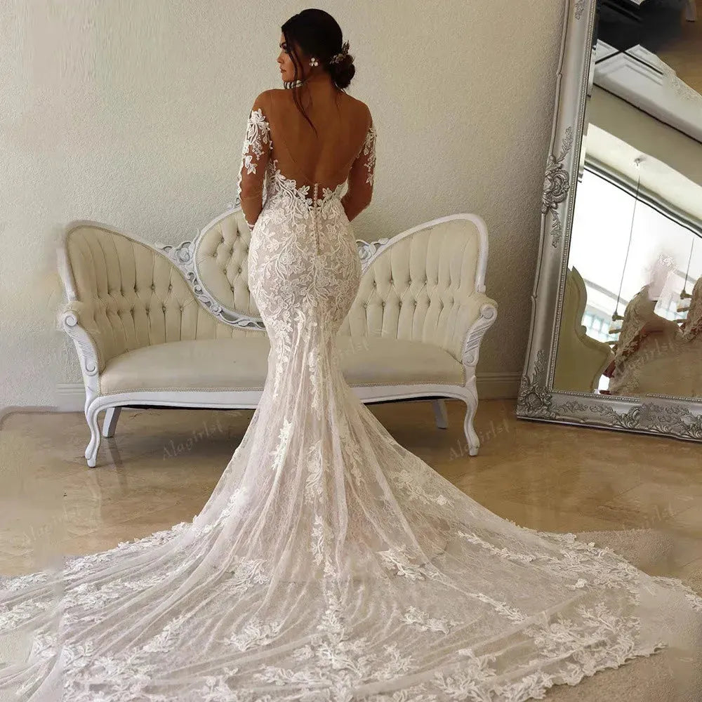 Long Sleeve Beach Mermaid Wedding Dresses Lace Appliques Sheer O Neck Bridal Dress Illusion Wedding Gowns Robe Mariage champagne Boho