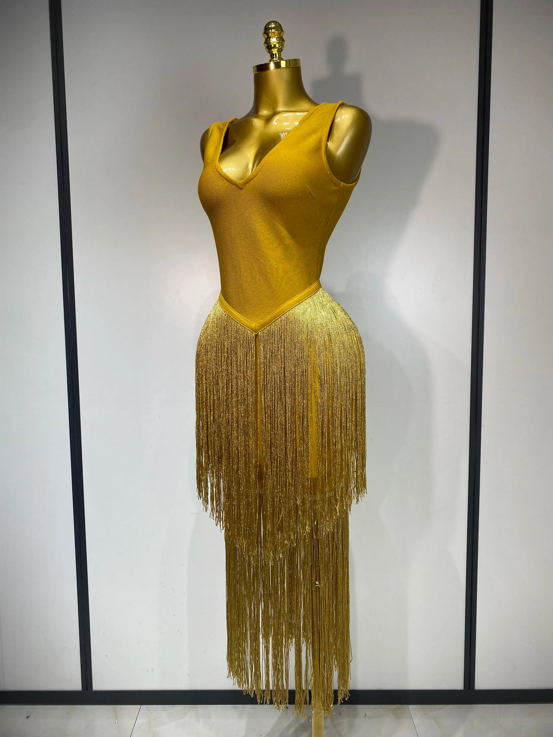 Sexy V Neck Yellow Tassels Women  Prom Dress Sheath Sleeveless Party Gown Elegant Formal Luxury Birthday Club Dresses