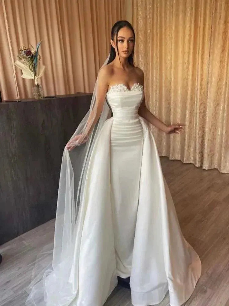 Sweetheart Mermaid Wedding Dress With Detachable Train Lace up Back Appliques Sleeves Pearl Bridal Gown With a Veil 50cm