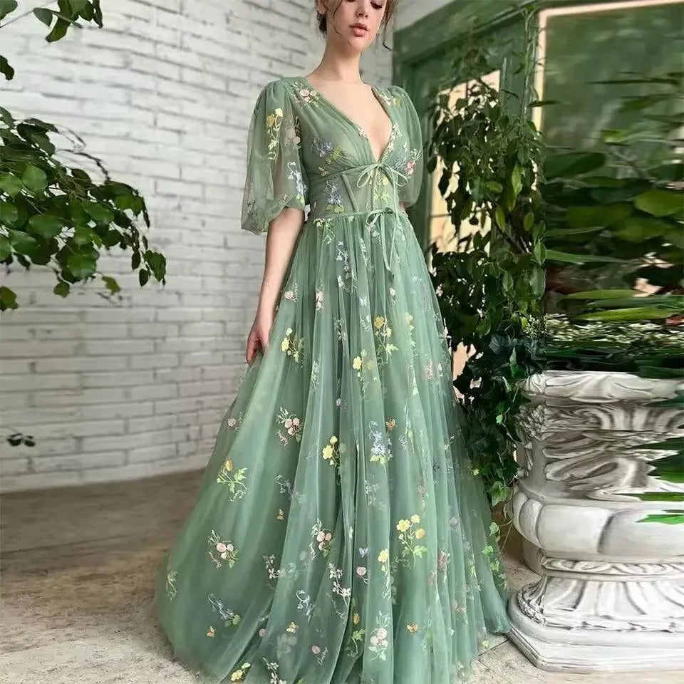 Customized Green Embroidery Lace Evening Dresses Fairy Puff Sleeves A-Line Long Wedding Party Gowns Open Back Tulle Prom Gown green