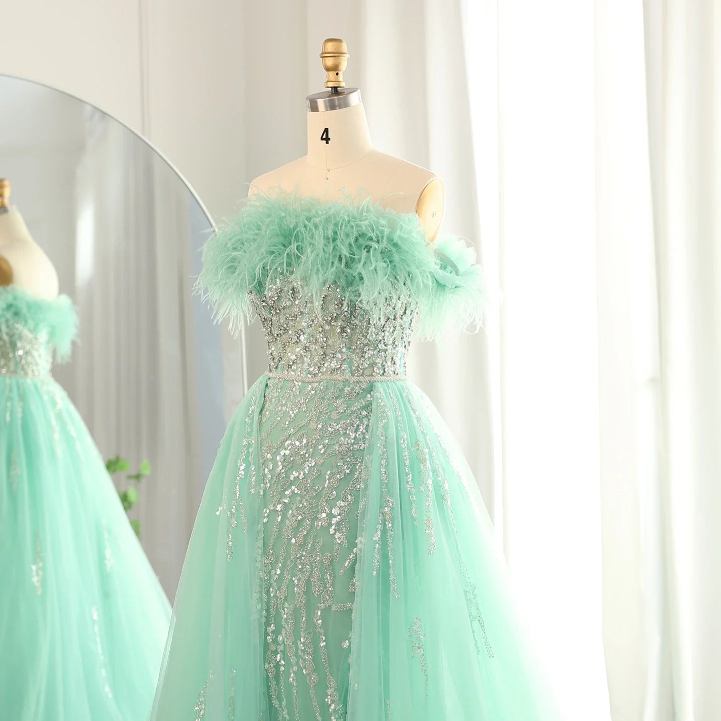 Luxury Dubai Feathers Lilac Evening Dress with Overskirt Side Slit Arabic Blue Green Women Wedding Party Gowns